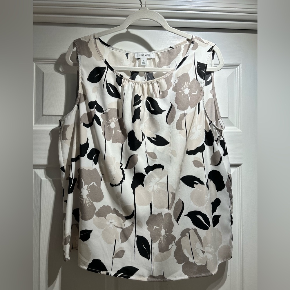 Nine West Floral Sleeveless Blouse